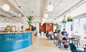 Les espaces de coworking captent 62 % du marché des grandes surfaces des bureaux parisiens