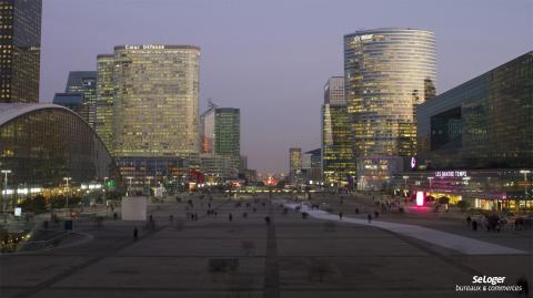 Paris La Défense classé Zone Touristique Internationale